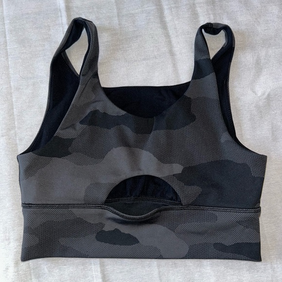Offline by aerie sports bra size small - Picture 2 of 4